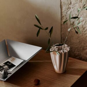 Dedali Vase H18 - Off White