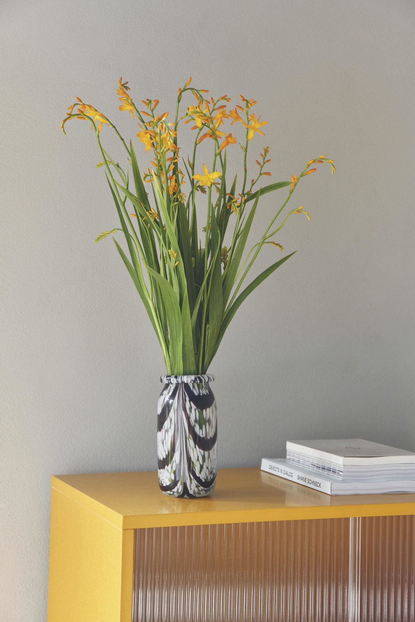 Splash Vase Roll Neck XS coffee and white_Colour Cabinet Tall w glass doors yellow